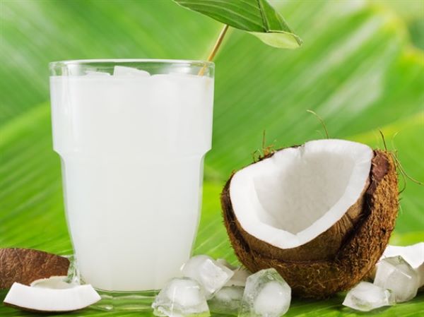 Nước dừa hỗ trợ sức khỏe nam giới